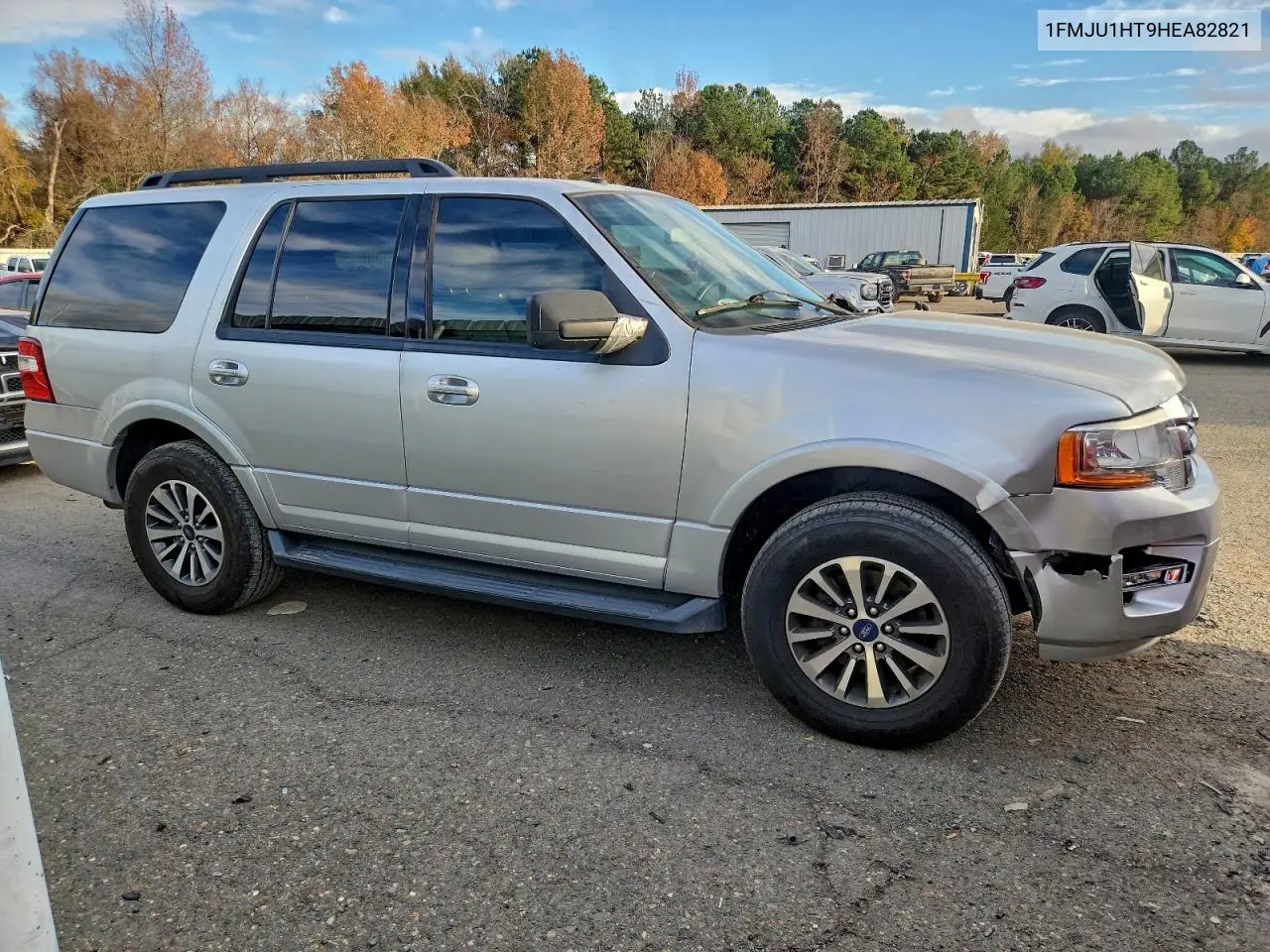 1FMJU1HT9HEA82821 2017 Ford Expedition Xlt