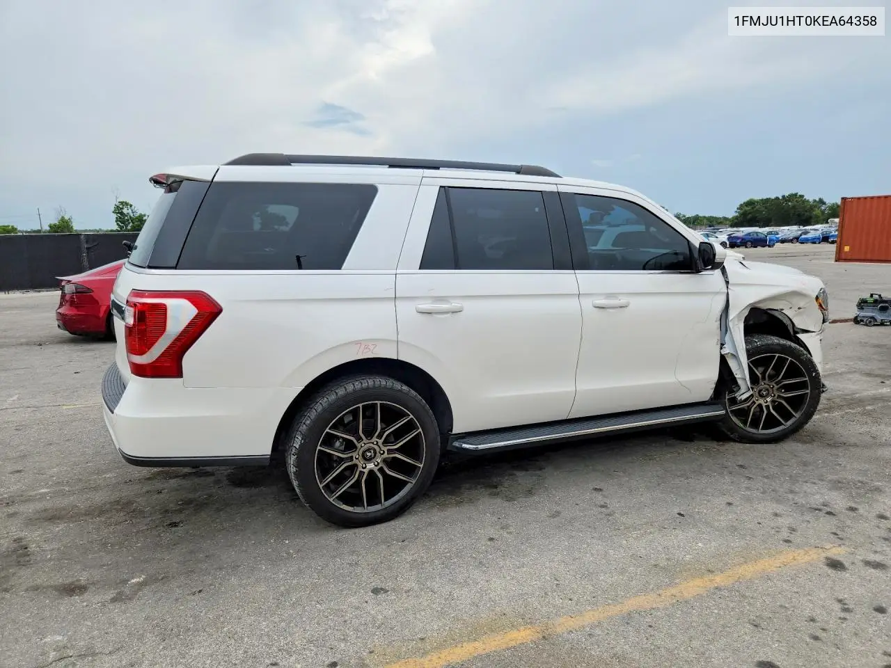 2019 Ford Expedition Xlt VIN: 1FMJU1HT0KEA64358 Lot: 61701576