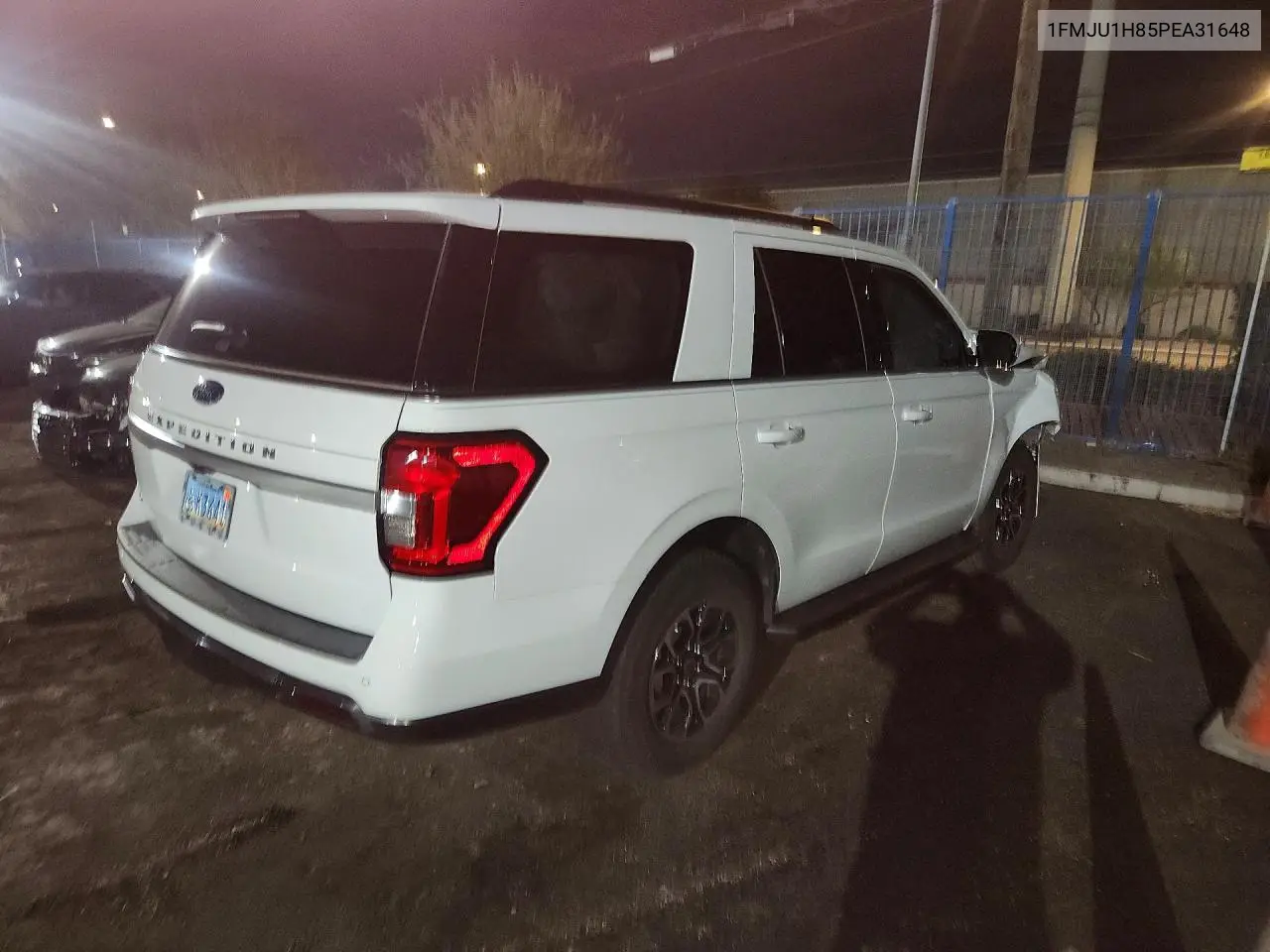 2023 Ford Expedition Xlt VIN: 1FMJU1H85PEA31648 Lot: 61978216