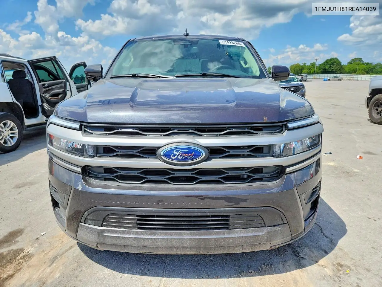 2024 Ford Expedition Xlt VIN: 1FMJU1H81REA14039 Lot: 61428206
