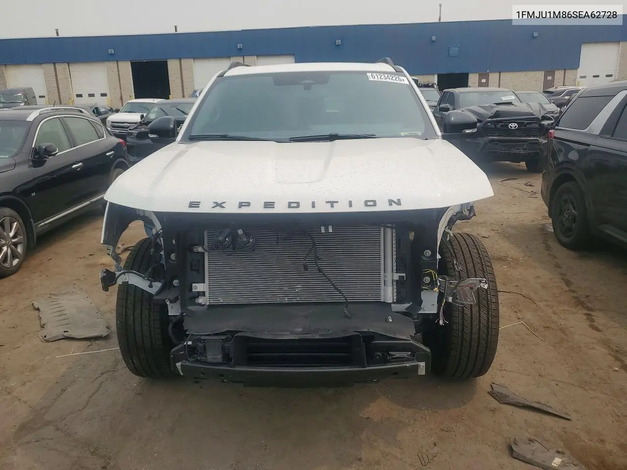 2025 Ford Expedition Platinum VIN: 1FMJU1M86SEA62728 Lot: 61234226