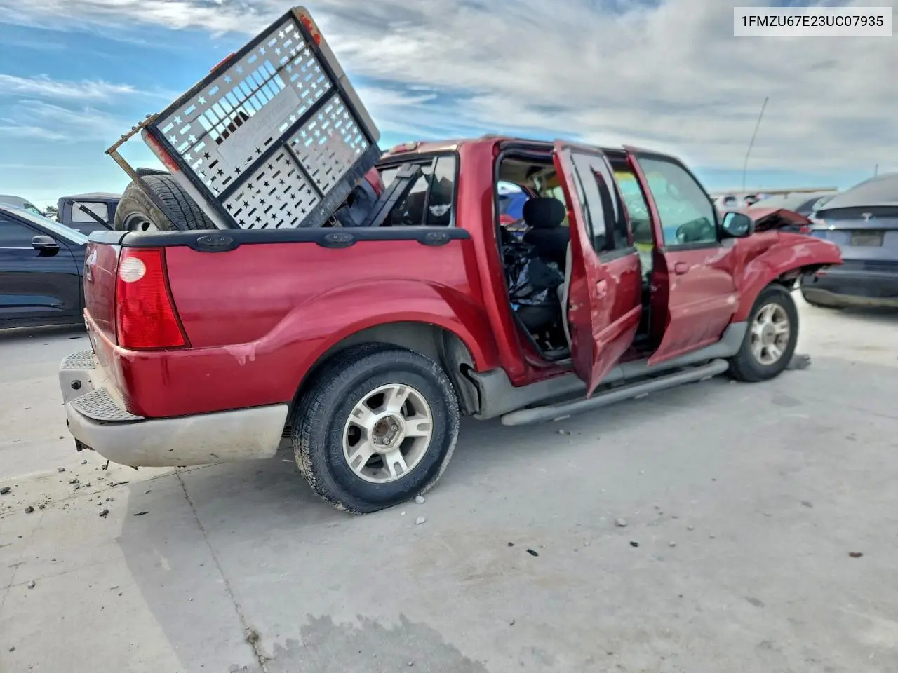 1FMZU67E23UC07935 2003 Ford Explorer Sport Trac
