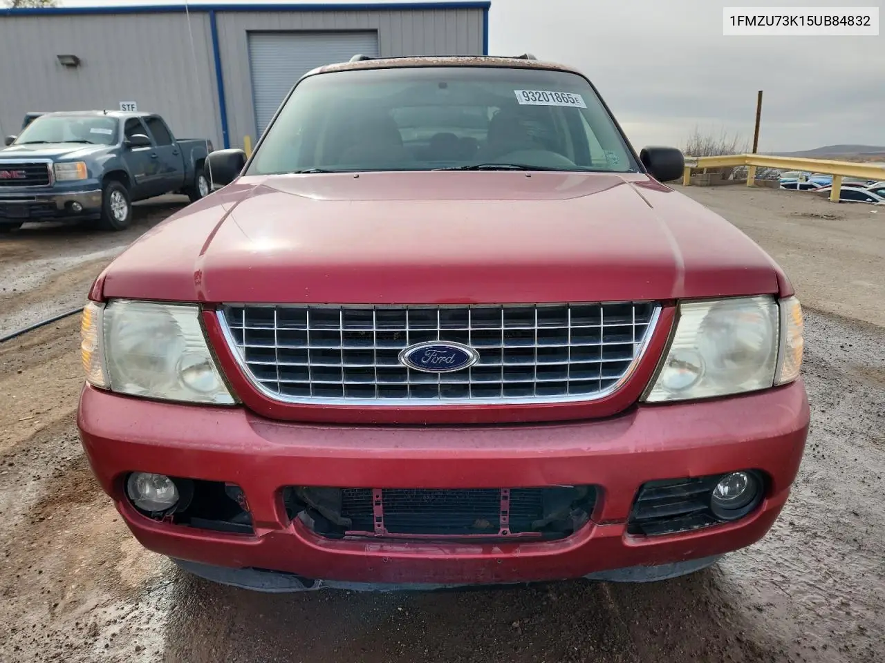 1FMZU73K15UB84832 2005 Ford Explorer Xlt