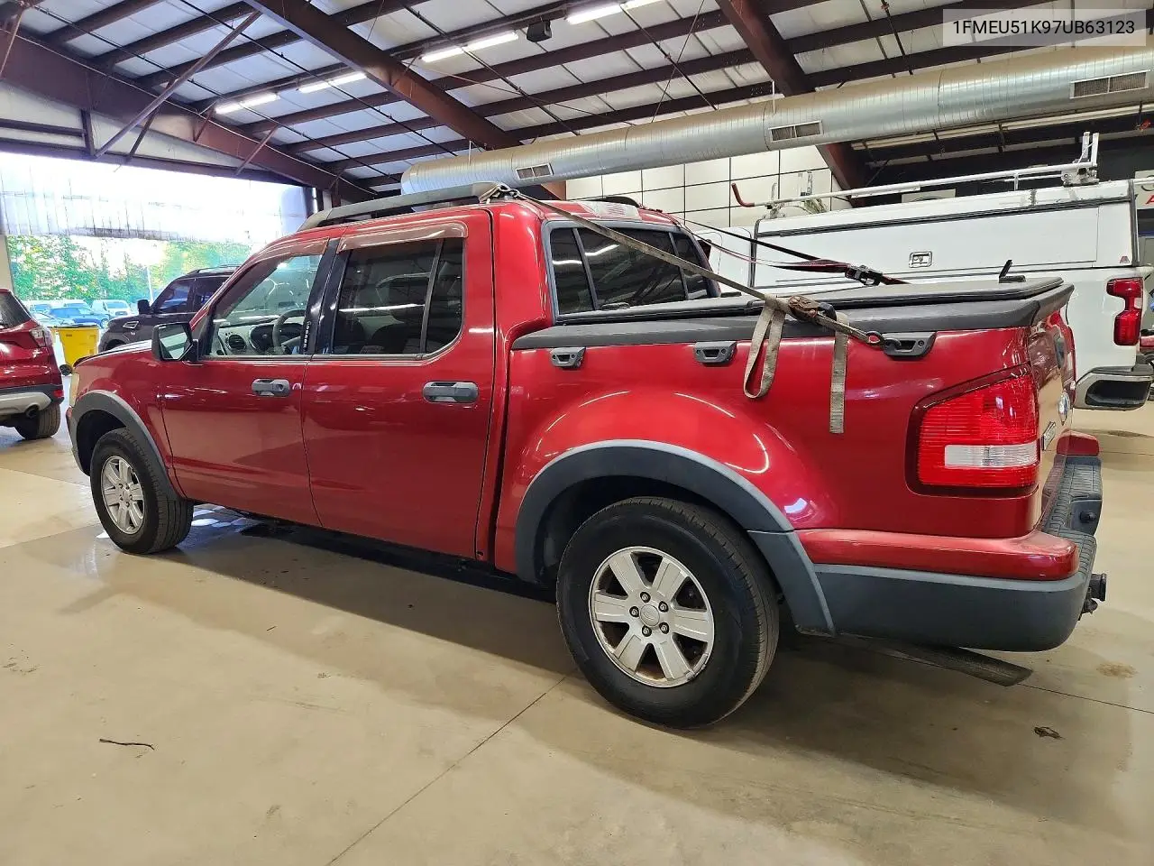 2007 Ford Explorer Sport Trac Xlt VIN: 1FMEU51K97UB63123 Lot: 56223106