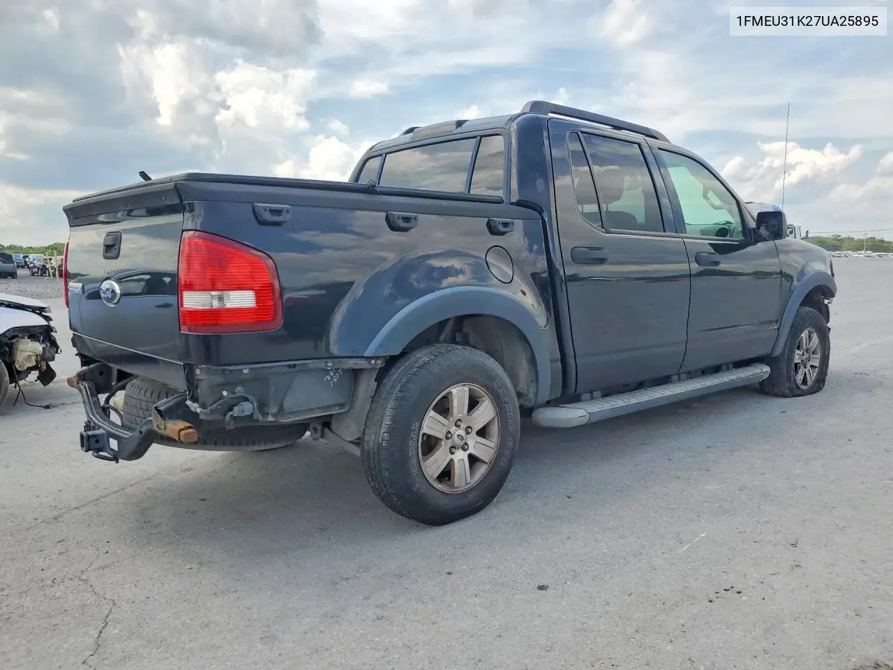 2007 Ford Explorer Sport Trac Xlt VIN: 1FMEU31K27UA25895 Lot: 60426036