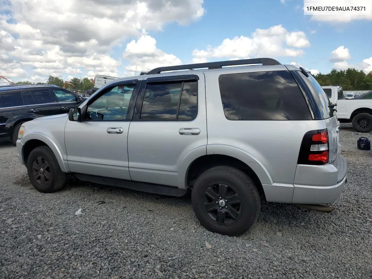 1FMEU7DE9AUA74371 2010 Ford Explorer Xlt