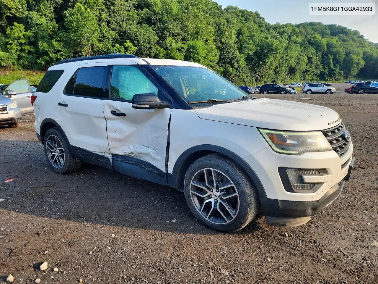 2016 Ford Explorer Sport VIN: 1FM5K8GT1GGA42933 Lot: 85614755