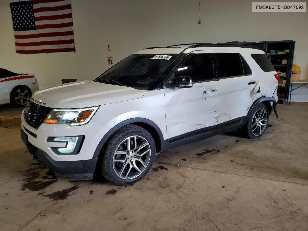 2017 Ford Explorer Sport VIN: 1FM5K8GT5HGD47692 Lot: 61585866