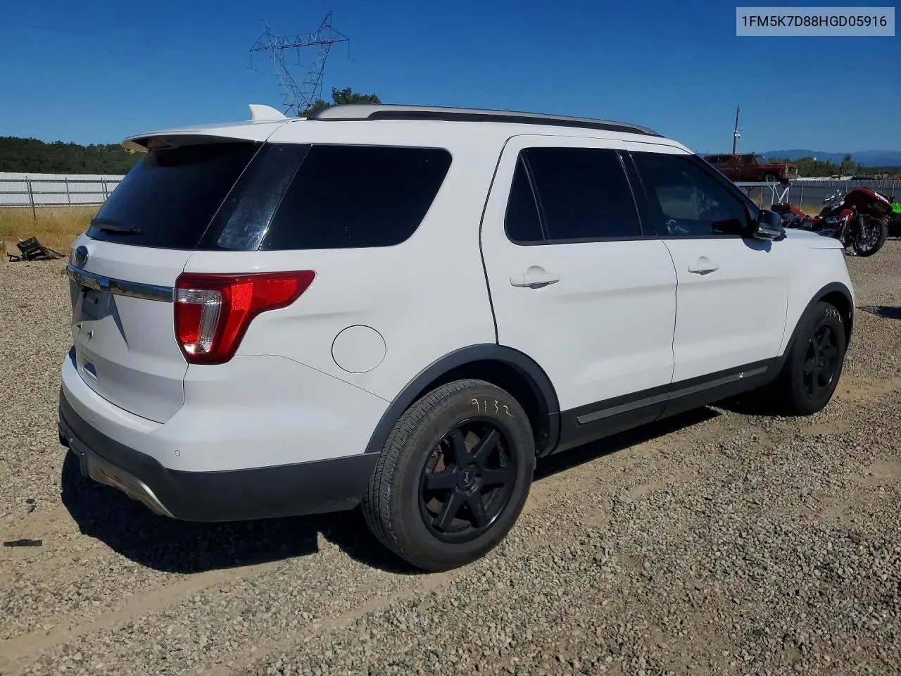 2017 Ford Explorer Xlt VIN: 1FM5K7D88HGD05916 Lot: 61611776