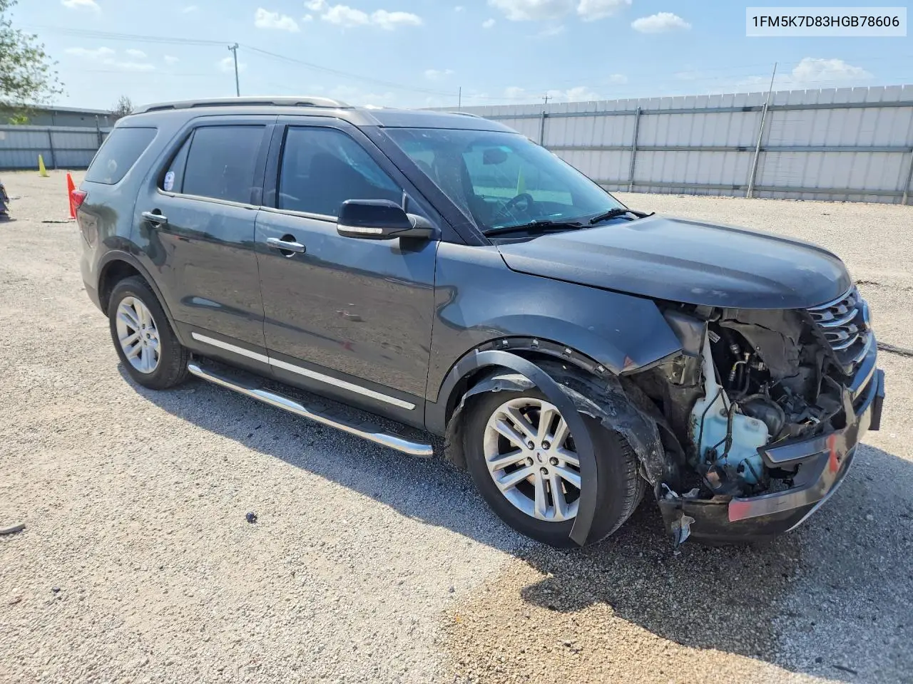 1FM5K7D83HGB78606 2017 Ford Explorer Xlt