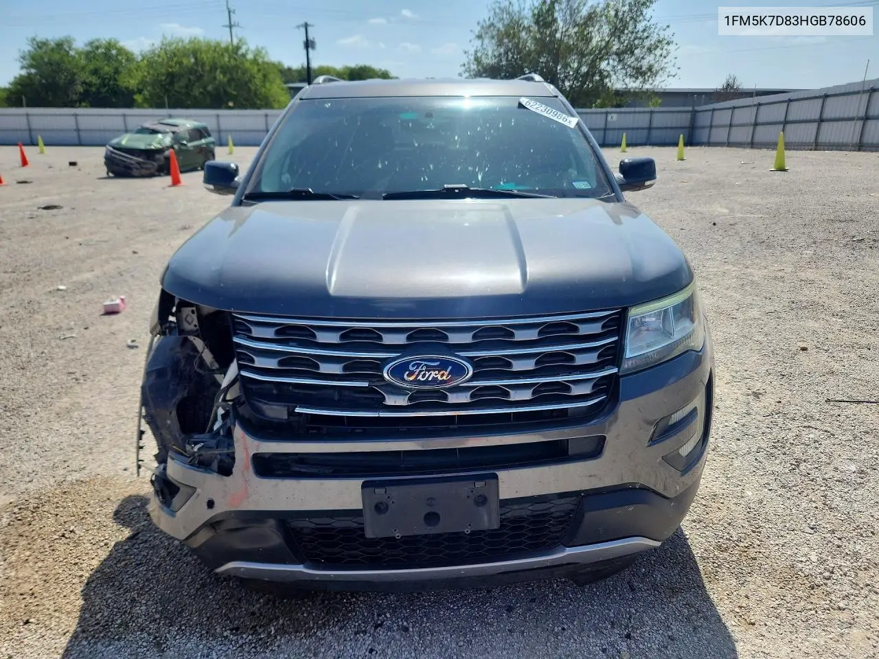 1FM5K7D83HGB78606 2017 Ford Explorer Xlt