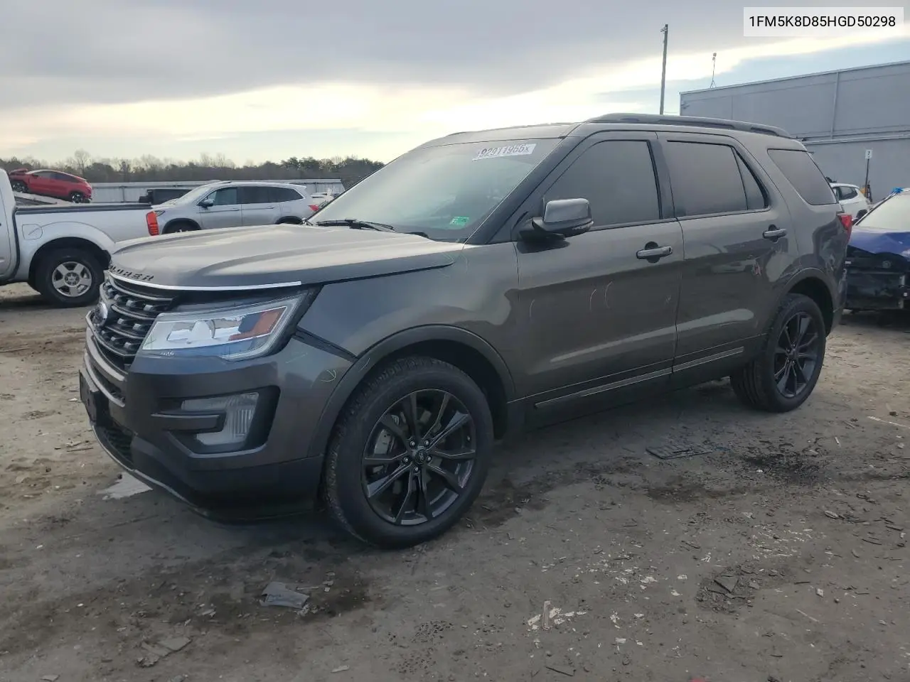 1FM5K8D85HGD50298 2017 Ford Explorer Xlt