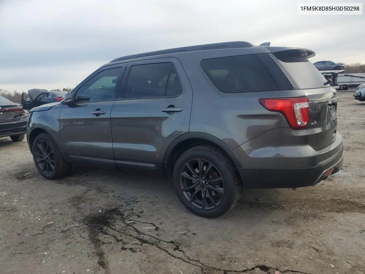 1FM5K8D85HGD50298 2017 Ford Explorer Xlt