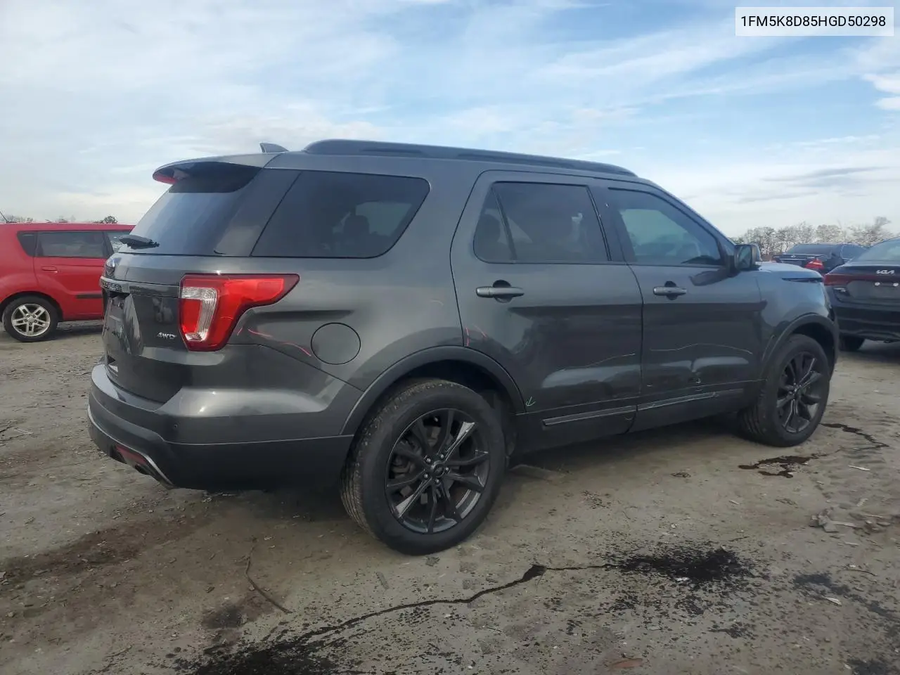 1FM5K8D85HGD50298 2017 Ford Explorer Xlt