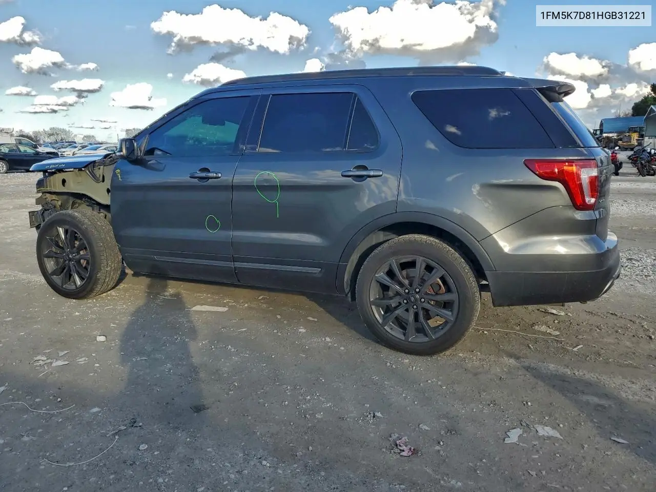 1FM5K7D81HGB31221 2017 Ford Explorer Xlt