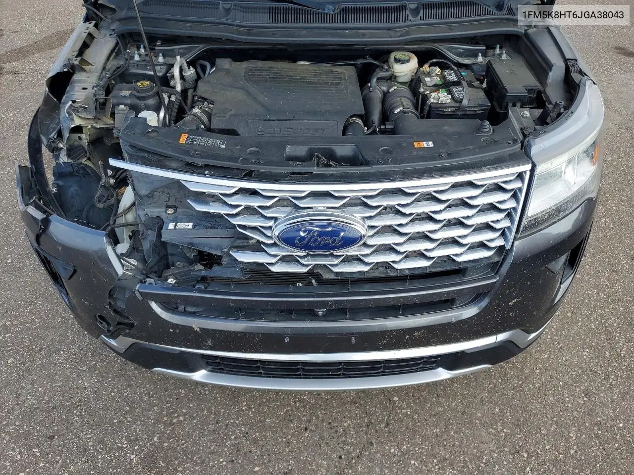2018 Ford Explorer Platinum VIN: 1FM5K8HT6JGA38043 Lot: 61561396