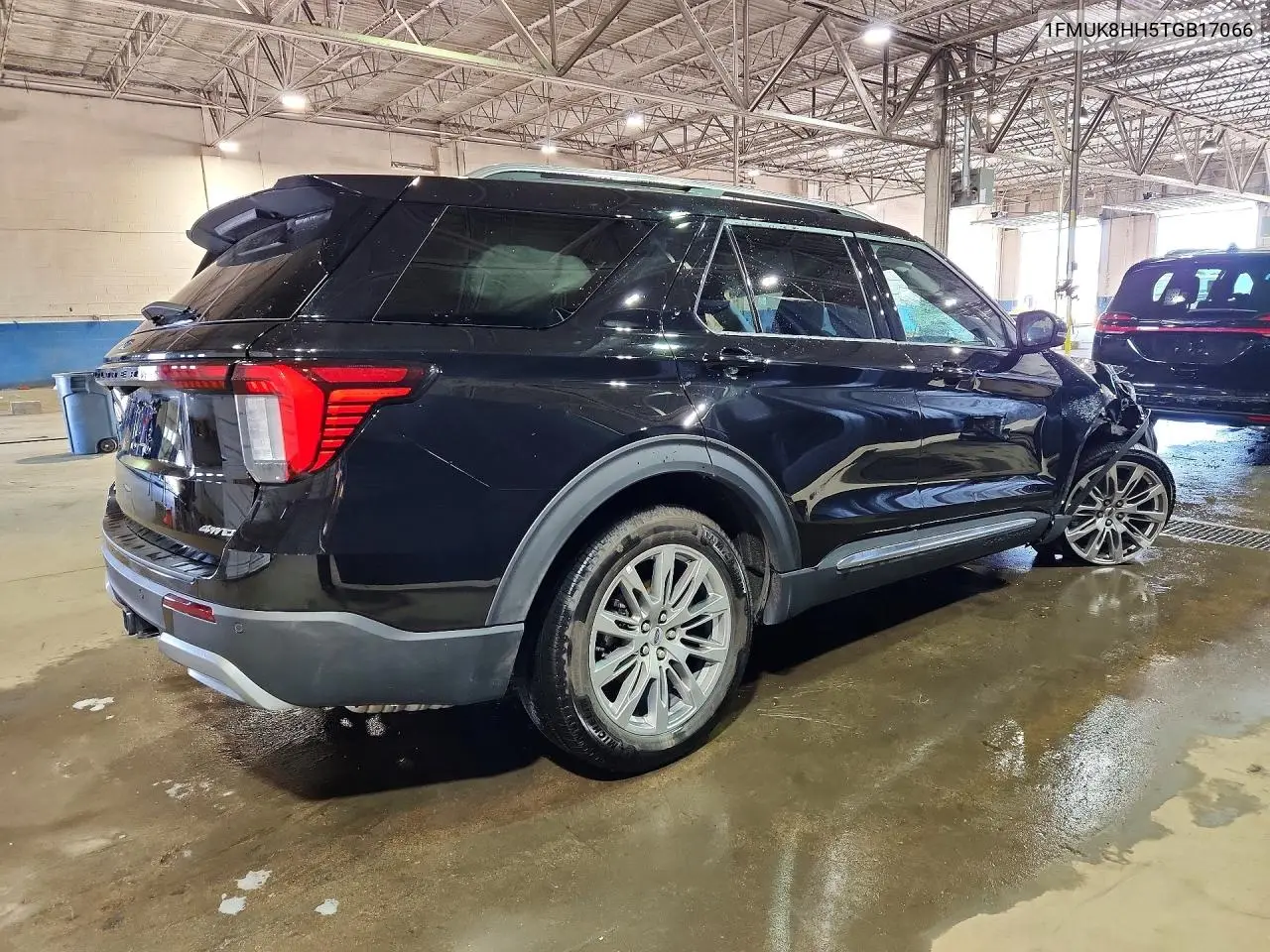 2026 Ford Explorer Platinum VIN: 1FMUK8HH5TGB17066 Lot: 55599926
