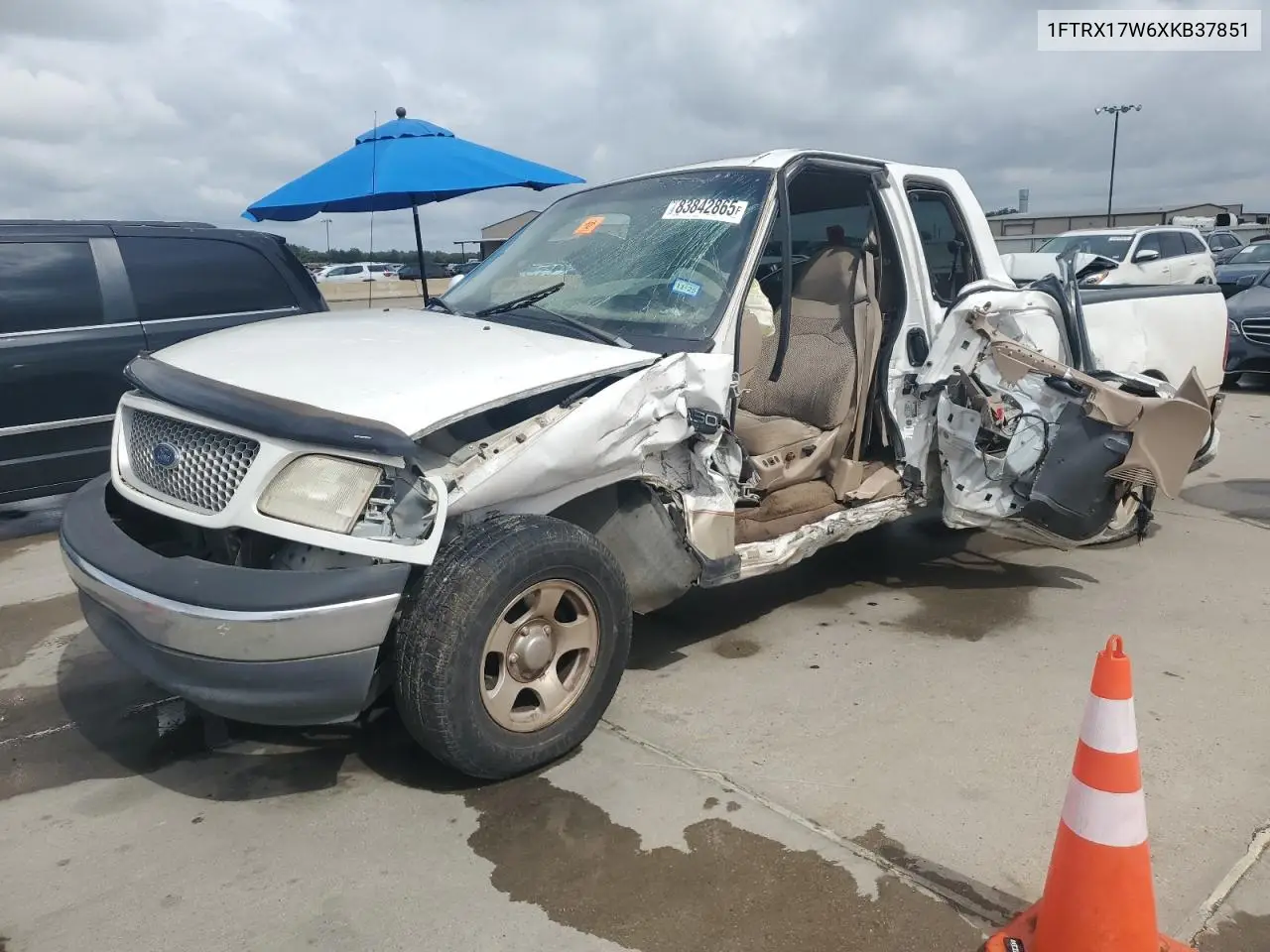 1FTRX17W6XKB37851 1999 Ford F150