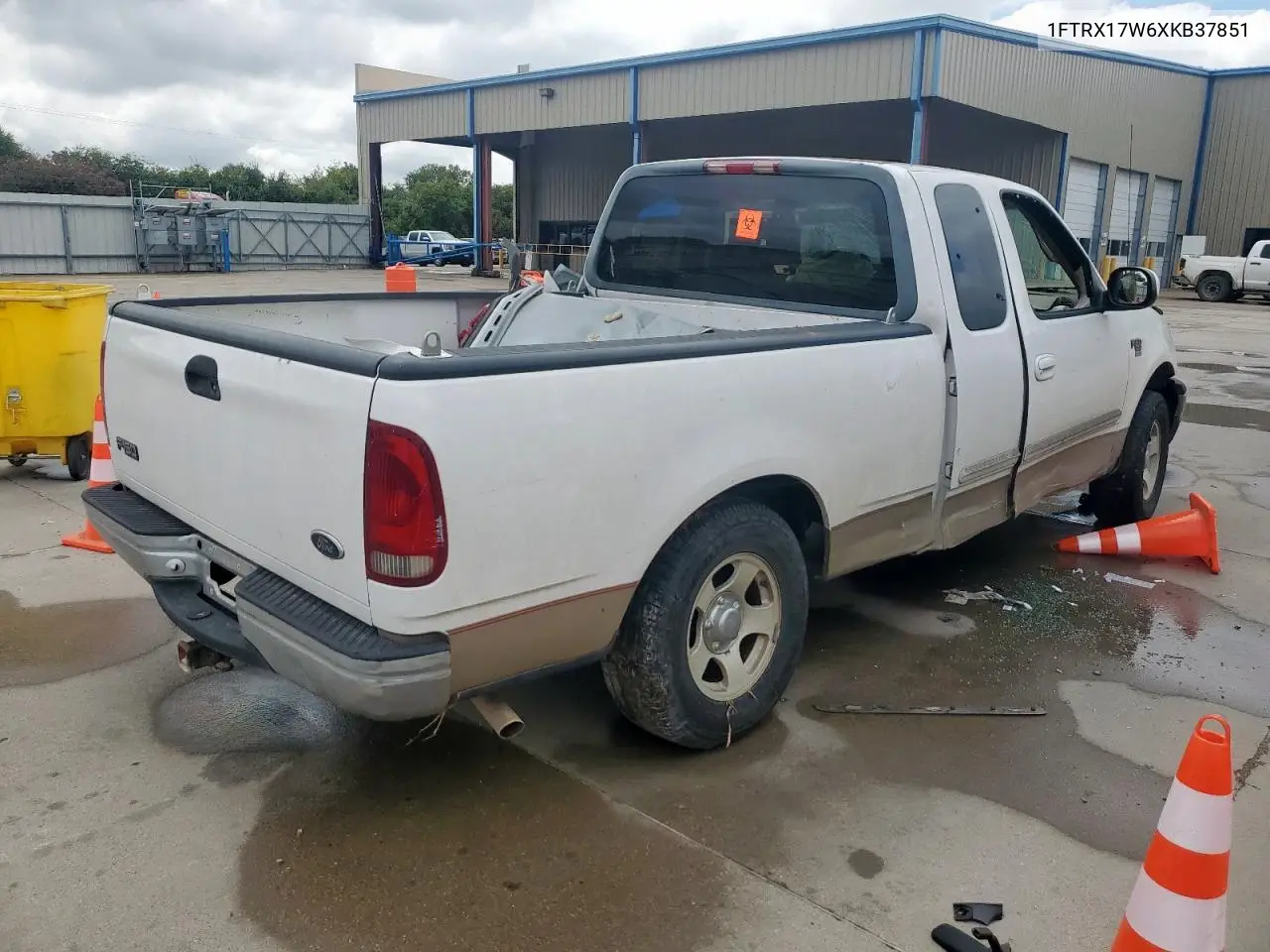1FTRX17W6XKB37851 1999 Ford F150