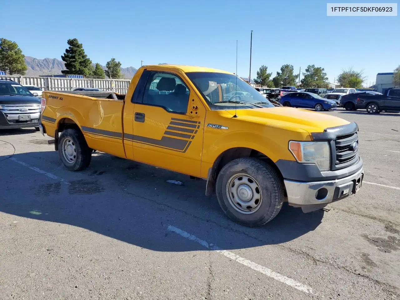 1FTPF1CF5DKF06923 2013 Ford F150