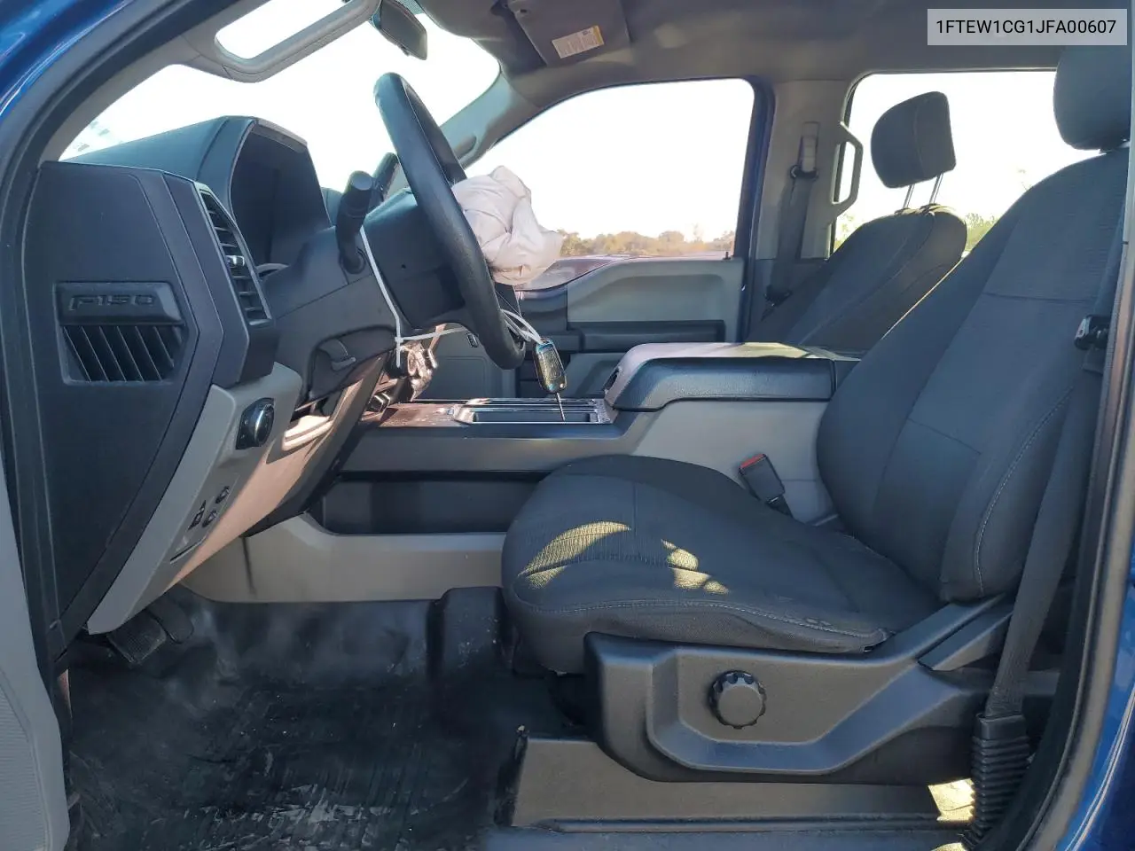 1FTEW1CG1JFA00607 2018 Ford F150 Supercrew