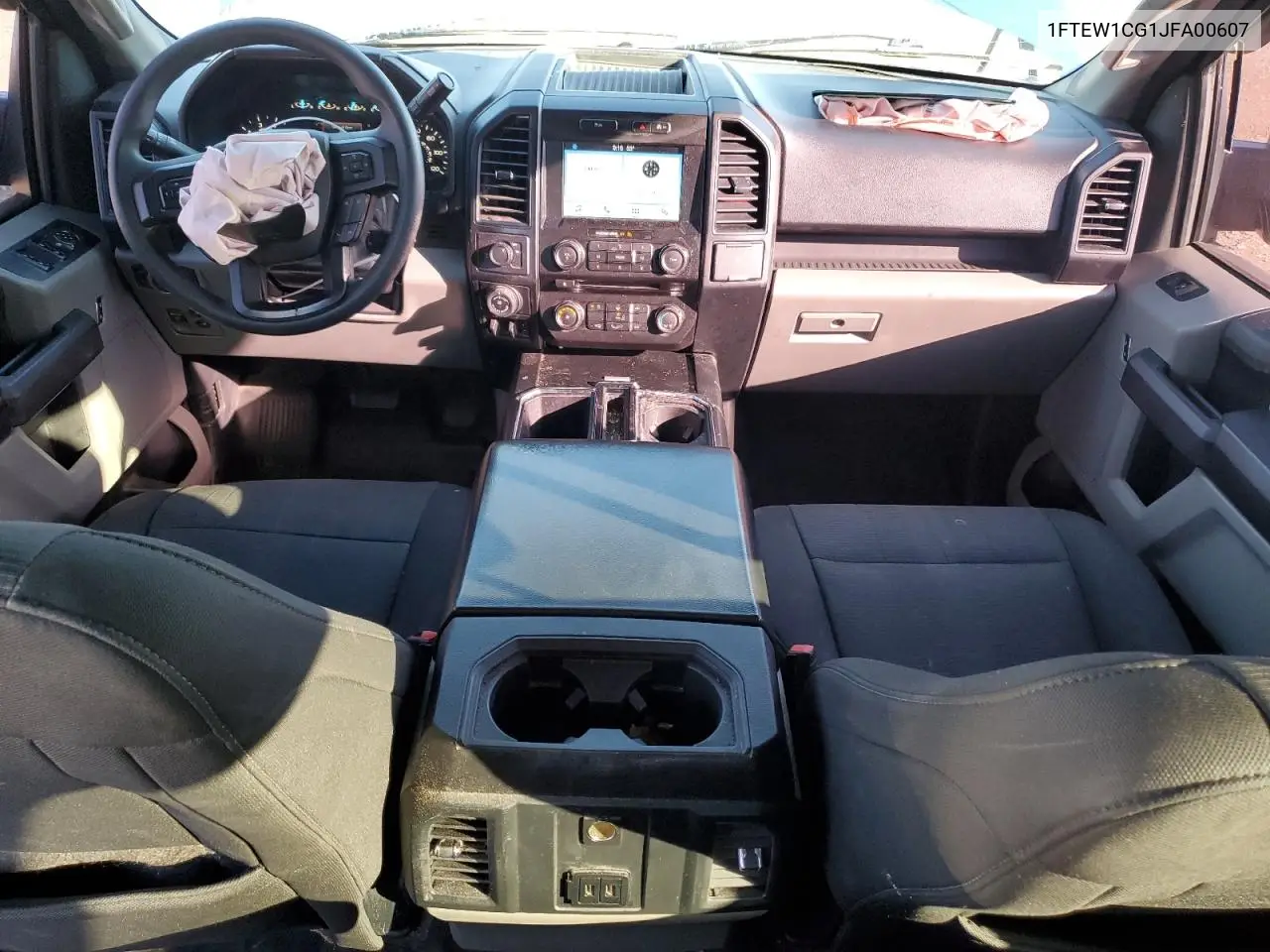 1FTEW1CG1JFA00607 2018 Ford F150 Supercrew