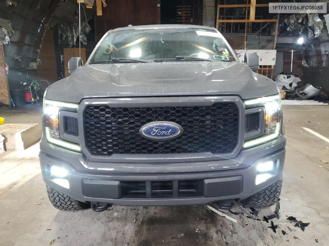1FTFX1EG6JFC08058 2018 Ford F150 Super Cab