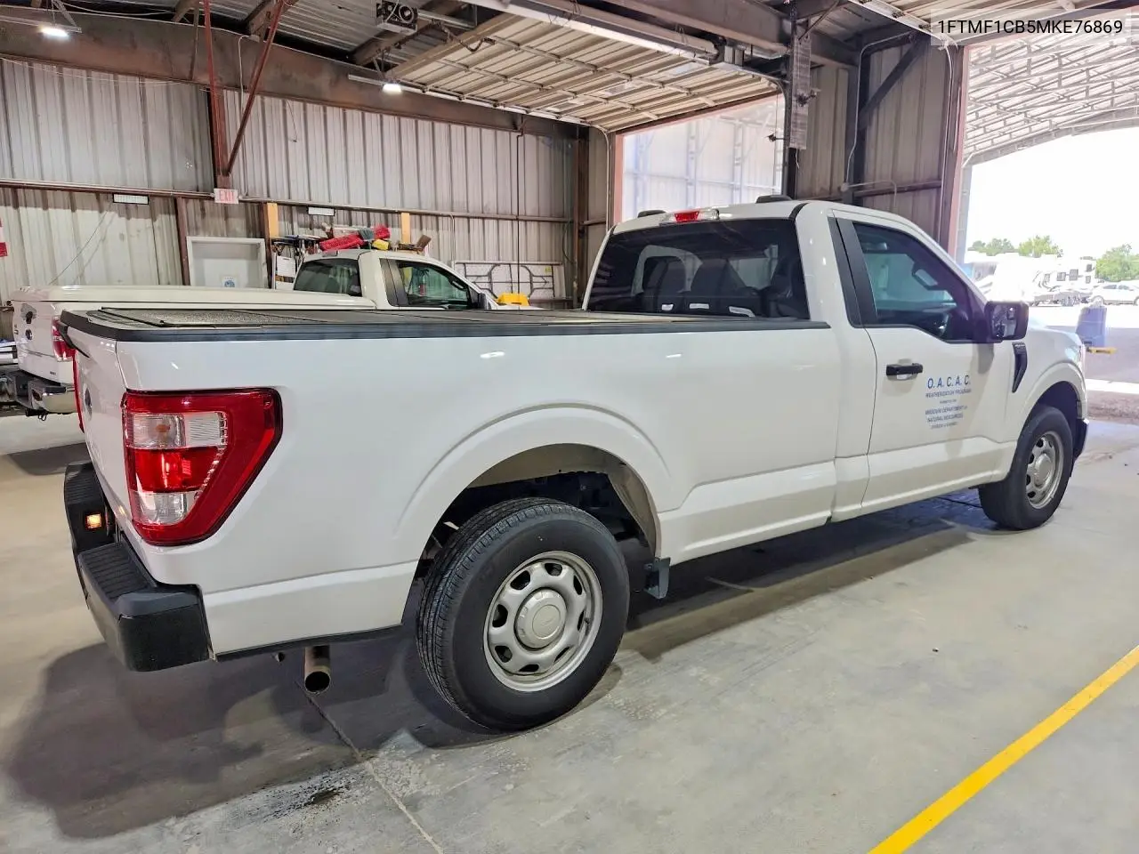 2021 Ford F150 VIN: 1FTMF1CB5MKE76869 Lot: 61985886