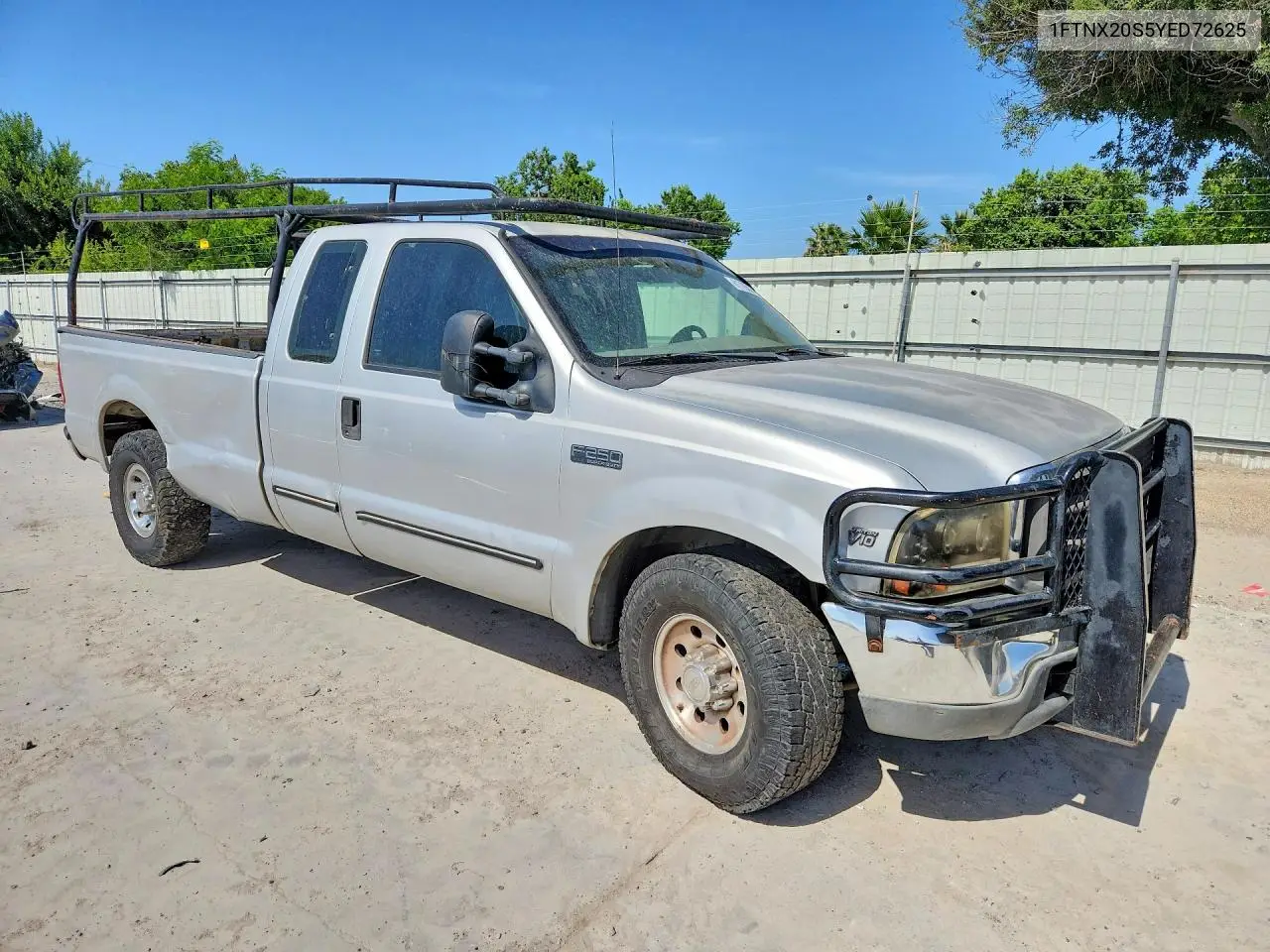 2000 Ford F250 Super Duty VIN: 1FTNX20S5YED72625 Lot: 61716536