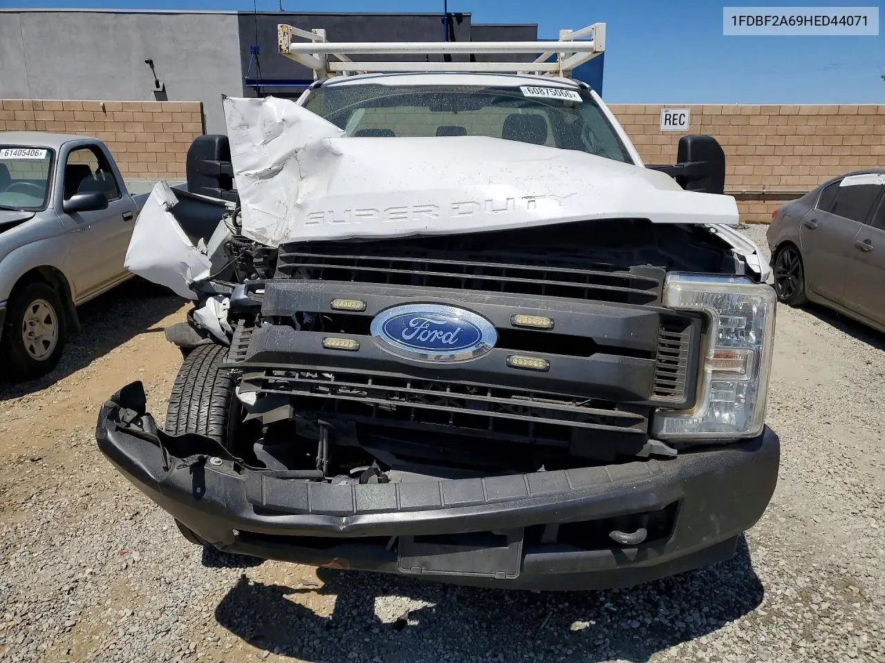 2017 Ford F250 Super Duty VIN: 1FDBF2A69HED44071 Lot: 60875066