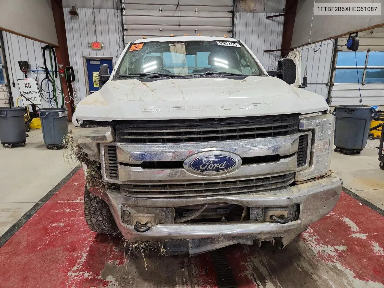 2017 Ford F250 Super Duty VIN: 1FTBF2B6XHEC61087 Lot: 61872776