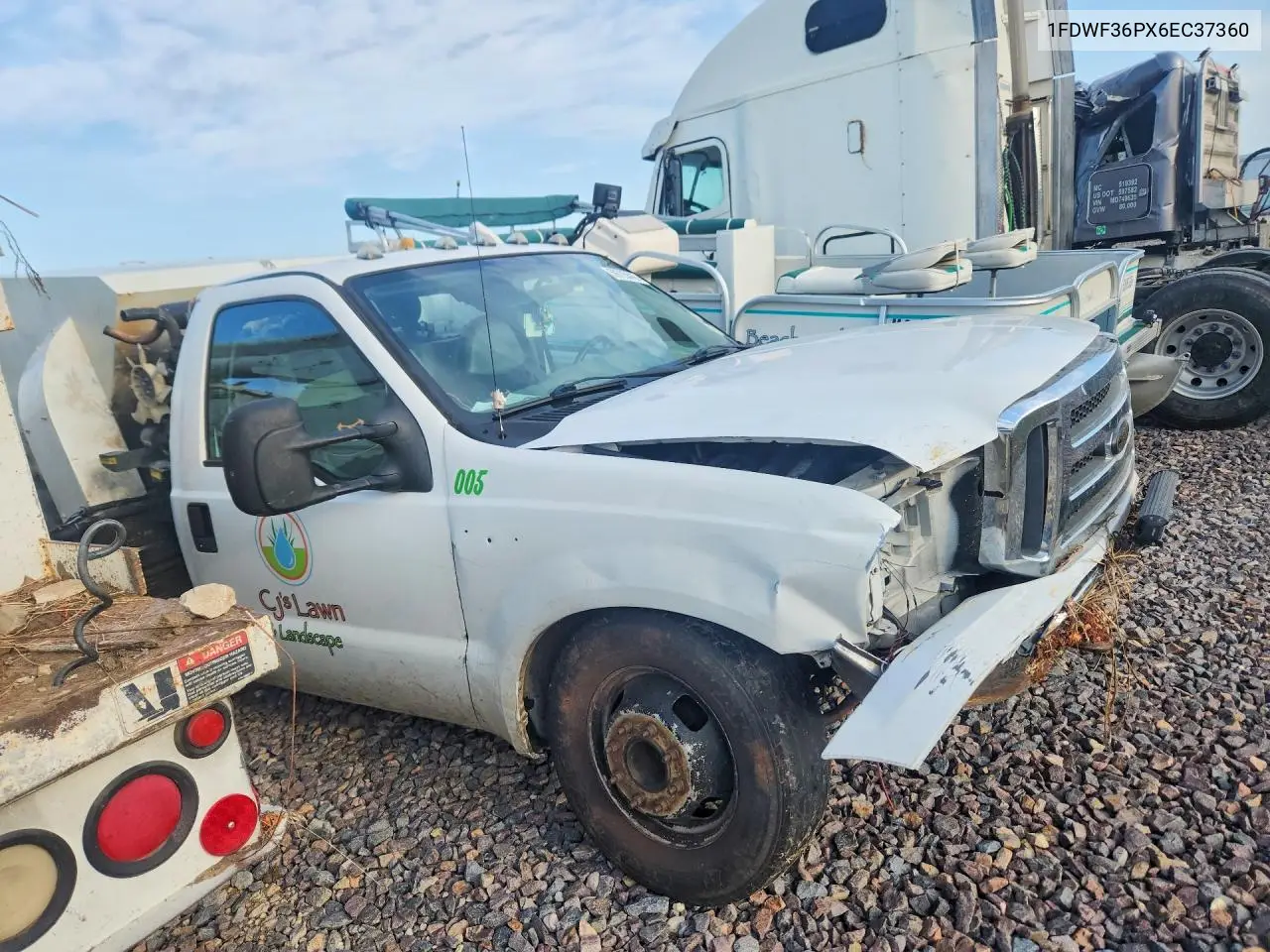 2006 Ford F350 Super - Truck Parts VIN: 1FDWF36PX6EC37360 Lot: 59723416