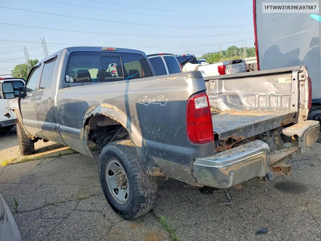 2009 Ford F350 Super Duty VIN: 1FTWW31R39EA97587 Lot: 61600586
