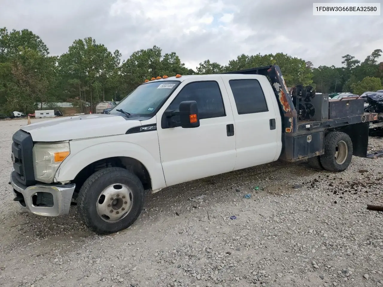 1FD8W3G66BEA32580 2011 Ford F350 Flatbed Truck