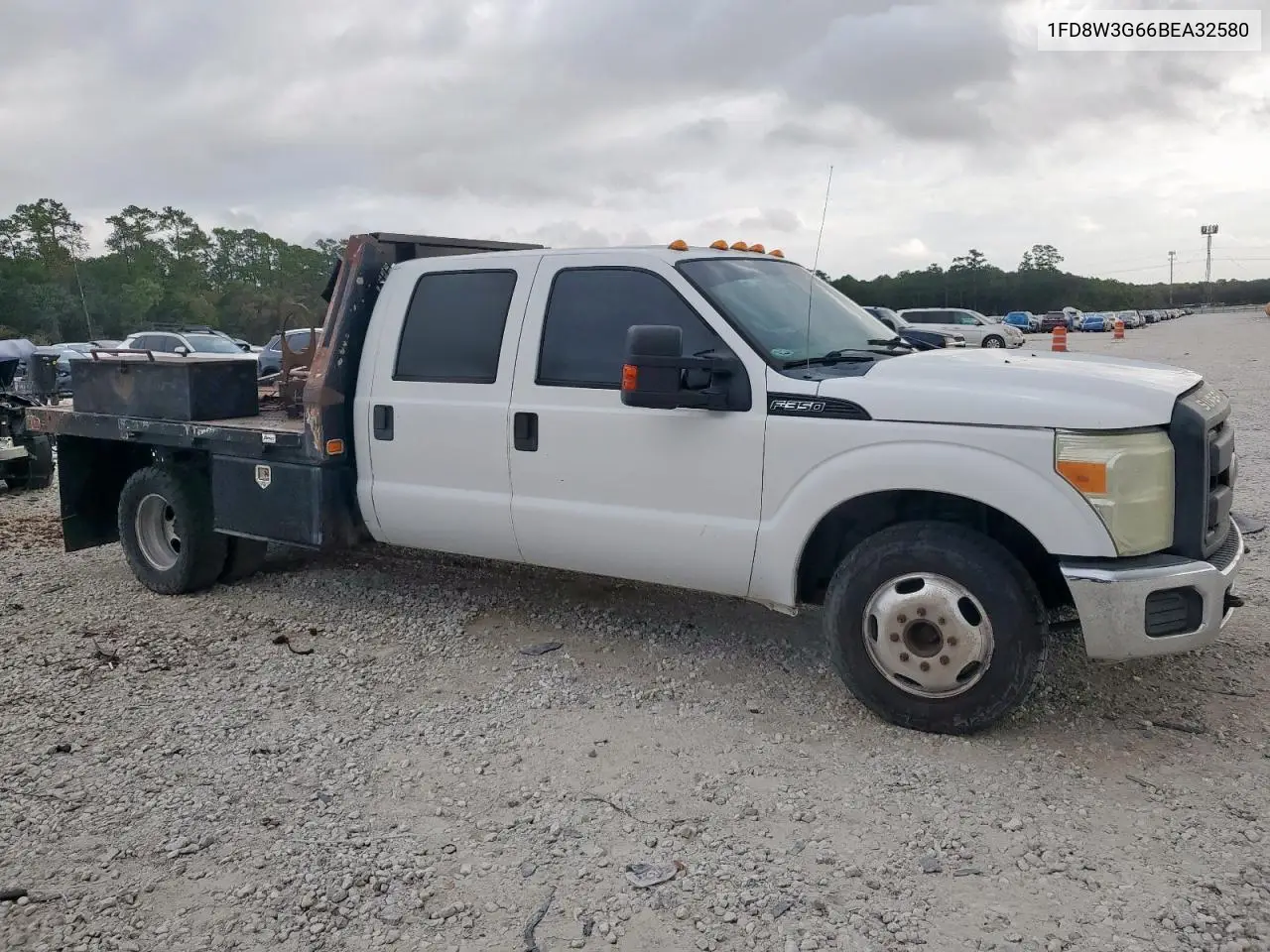 1FD8W3G66BEA32580 2011 Ford F350 Flatbed Truck