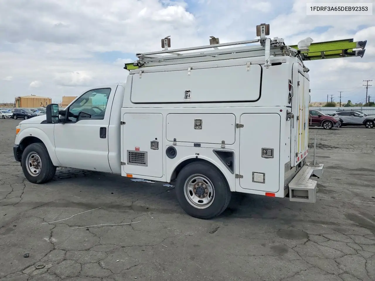 2013 Ford F350 Super Duty VIN: 1FDRF3A65DEB92353 Lot: 53900096