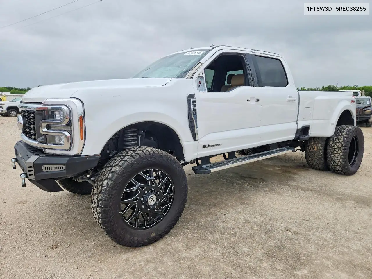 1FT8W3DT5REC38255 2024 Ford F350 Super Duty