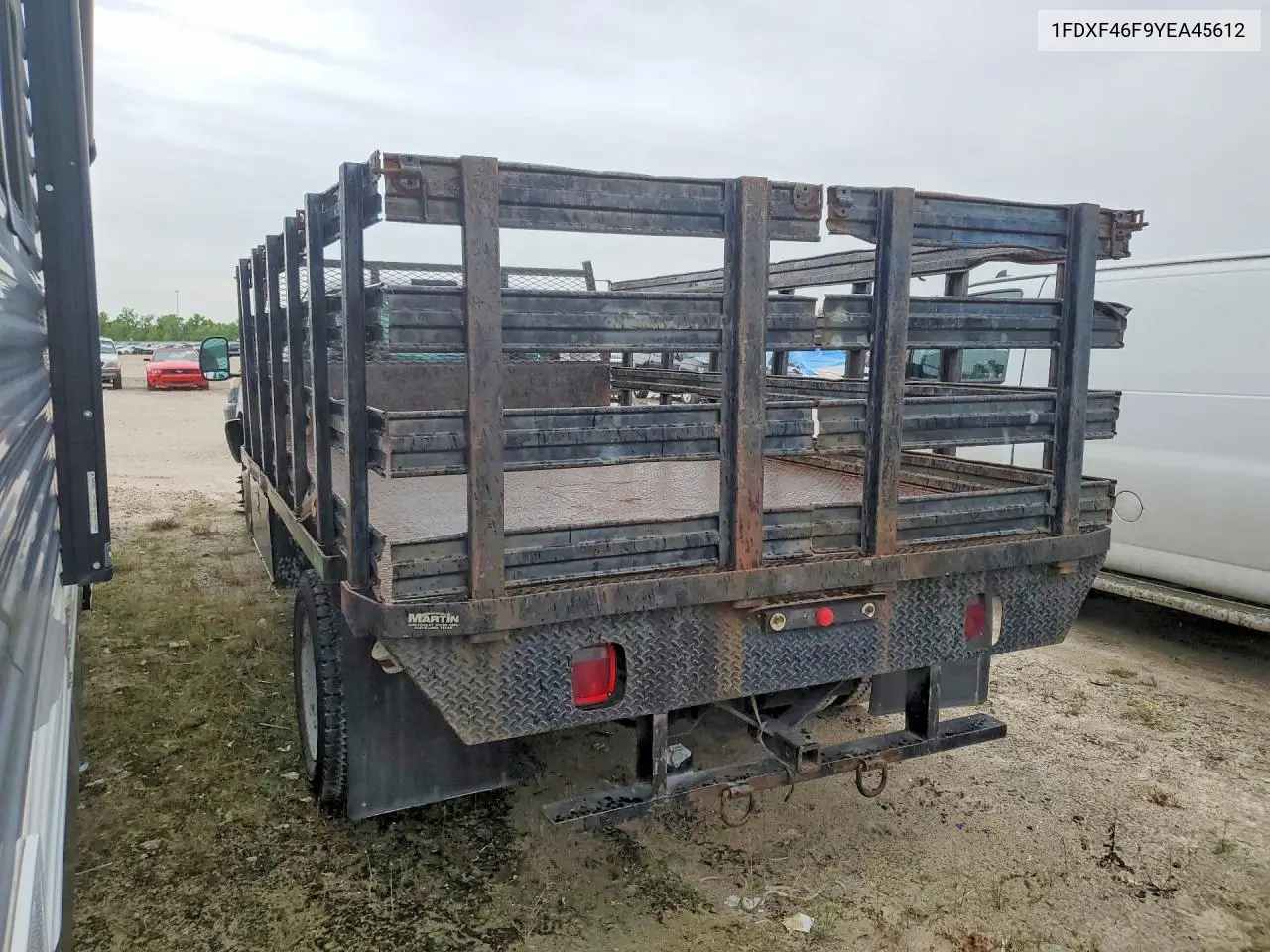2000 Ford F450 VIN: 1FDXF46F9YEA45612 Lot: 50450836