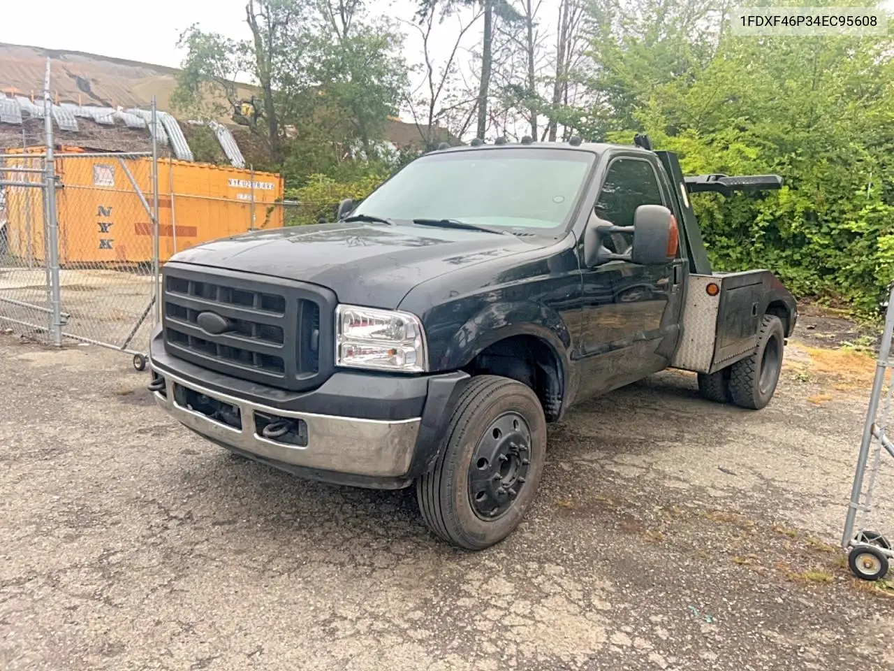 2004 Ford F450 Super VIN: 1FDXF46P34EC95608 Lot: 61806786