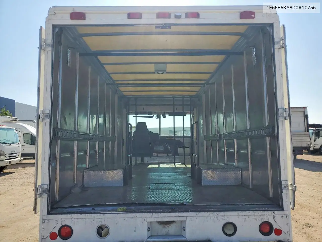 2013 Ford E-450 Step Van ** R & D * Cln Title * Pri Fleet ** VIN: 1F65F5KY8D0A10756 Lot: 61649146