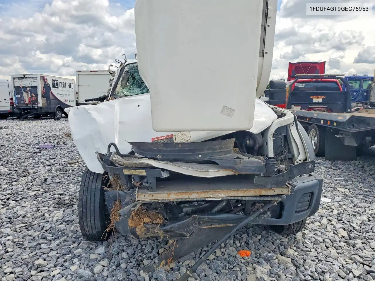 2016 Ford F450 Super Duty Bucket Truck VIN: 1FDUF4GT9GEC76953 Lot: 54081896