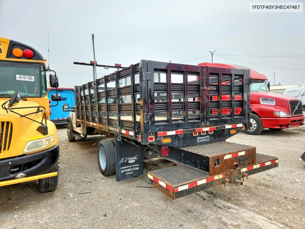 2017 Ford F450 Super - Utility / Service Truck VIN: 1FDTF4GY3HEC47487 Lot: 59337656