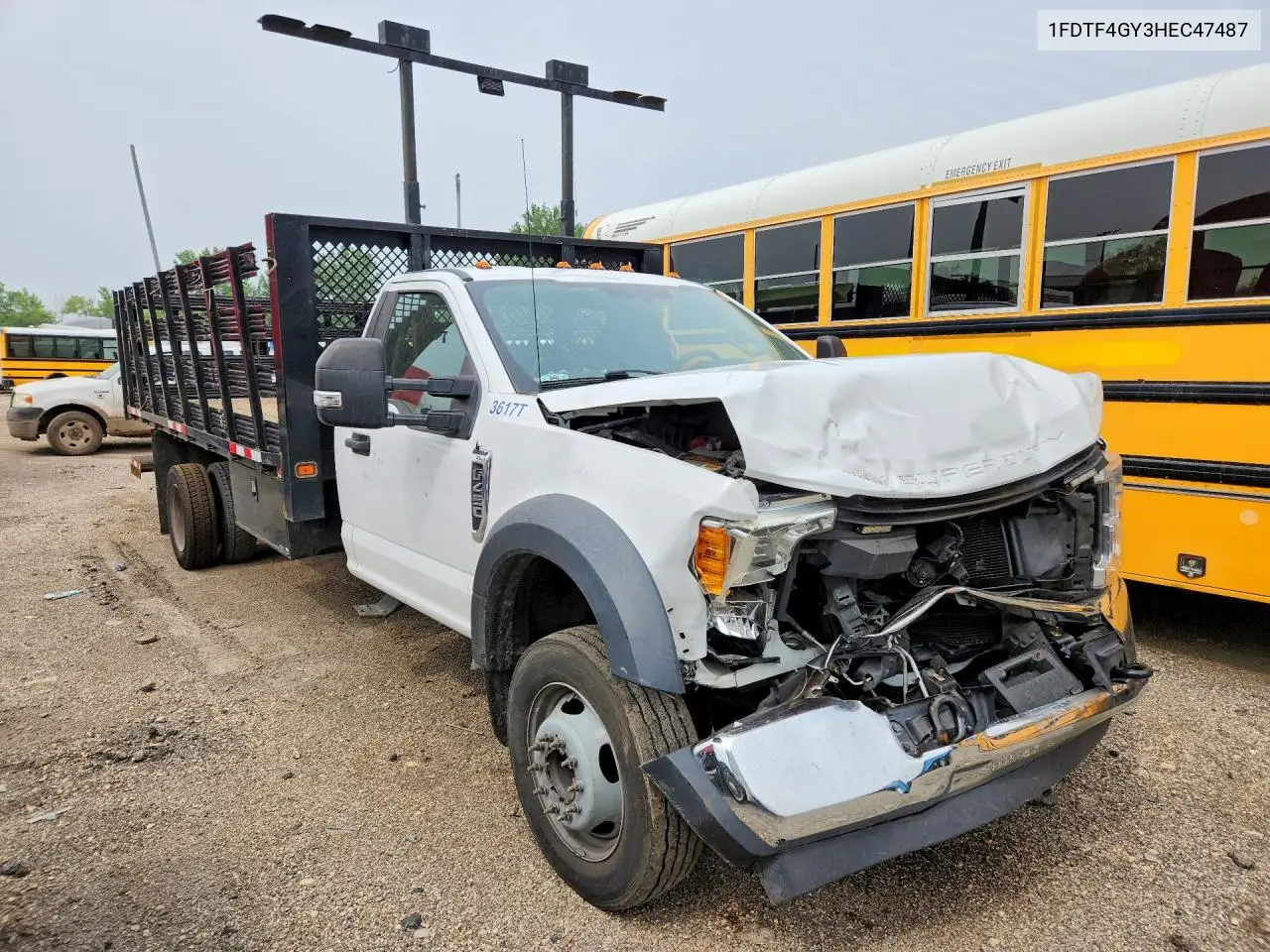 2017 Ford F450 Super - Utility / Service Truck VIN: 1FDTF4GY3HEC47487 Lot: 59337656