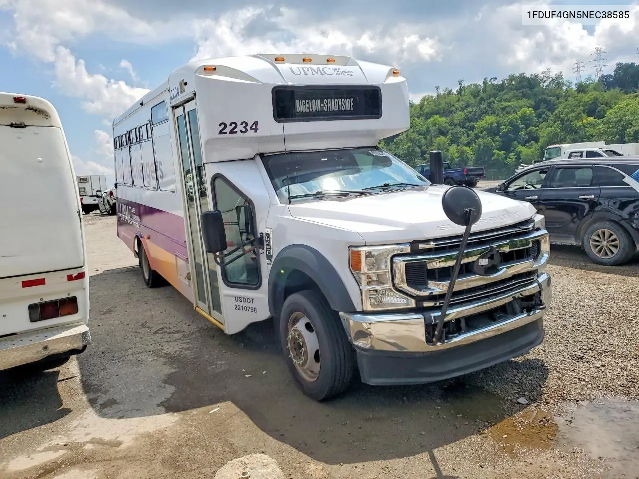 2022 Ford F450 Super Duty Shuttle Bus VIN: 1FDUF4GN5NEC38585 Lot: 60023496