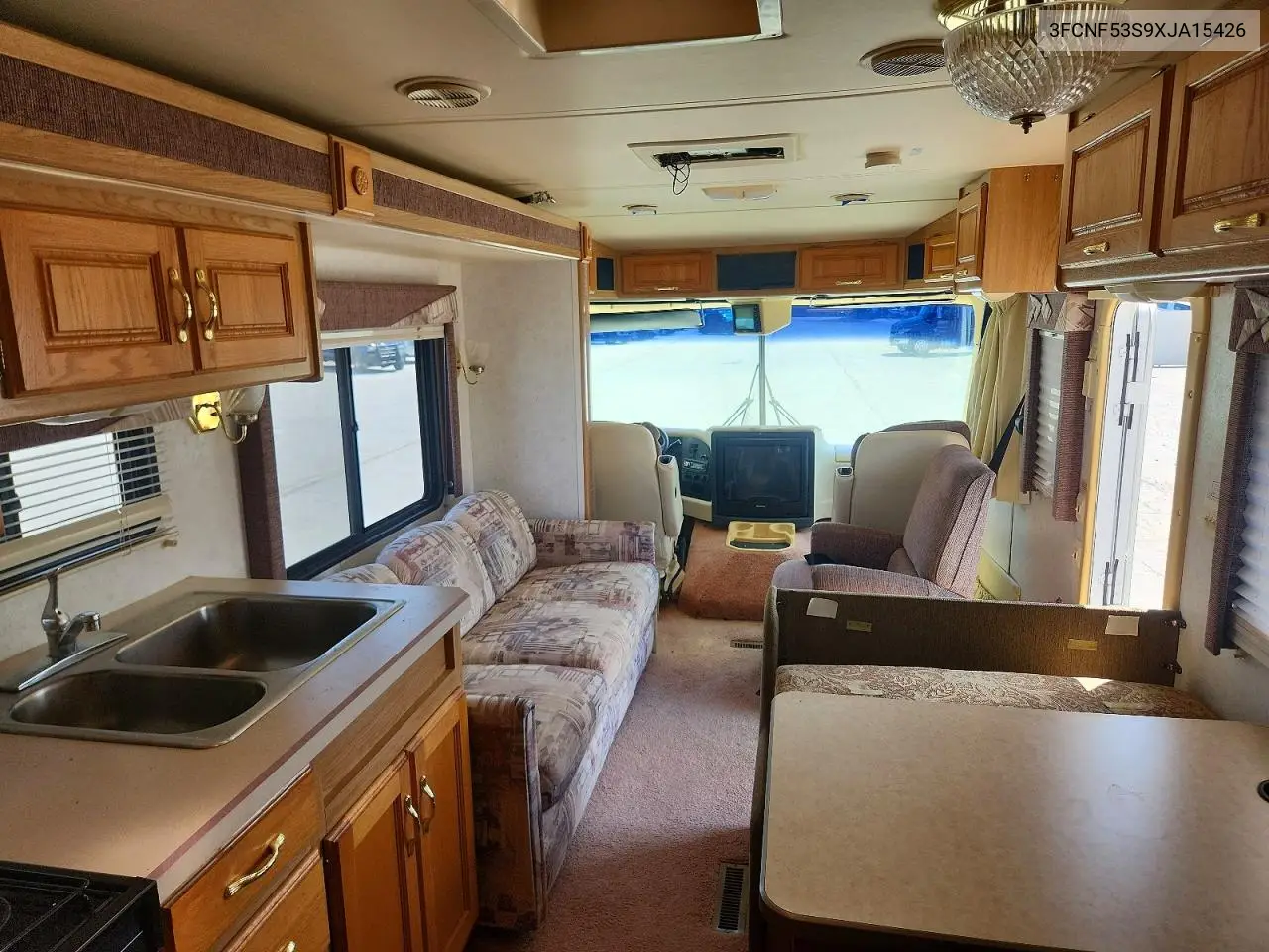1999 Ford Vacationer Rv VIN: 3FCNF53S9XJA15426 Lot: 58564656