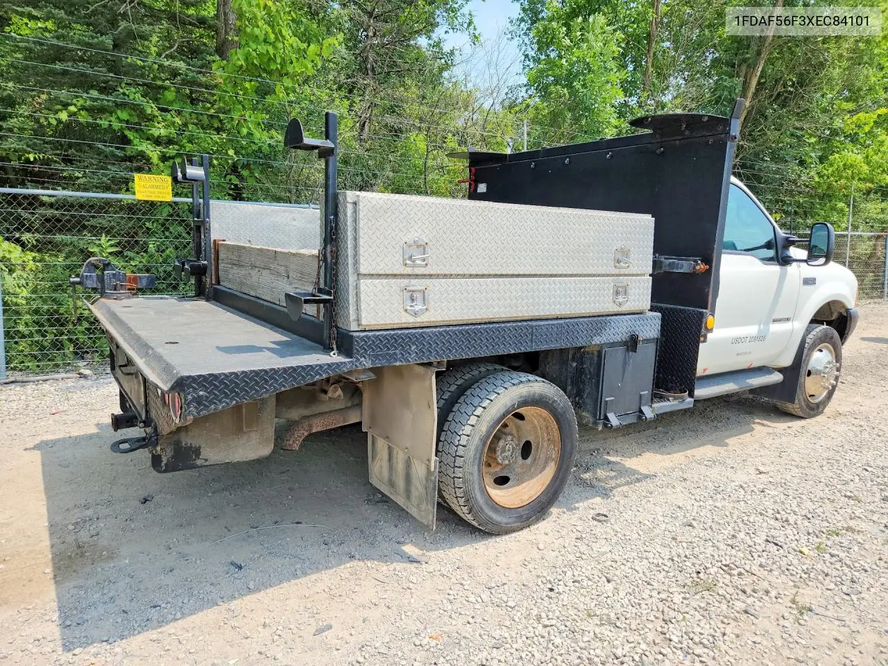 1999 Ford F550 Super Duty VIN: 1FDAF56F3XEC84101 Lot: 61334586