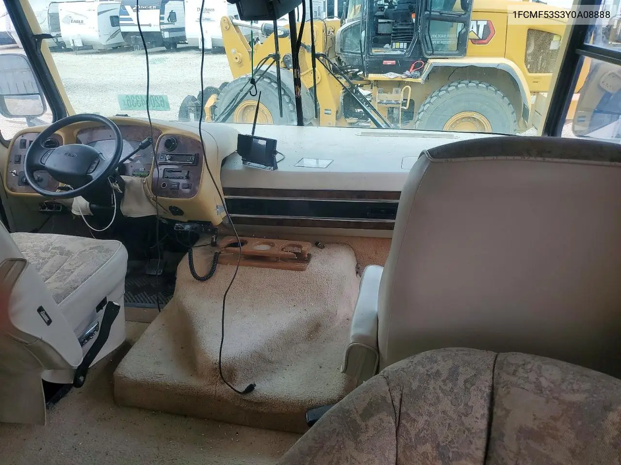 2001 Ford F550 Super Duty Stripped Chassis VIN: 1FCMF53S3Y0A08888 Lot: 62064336