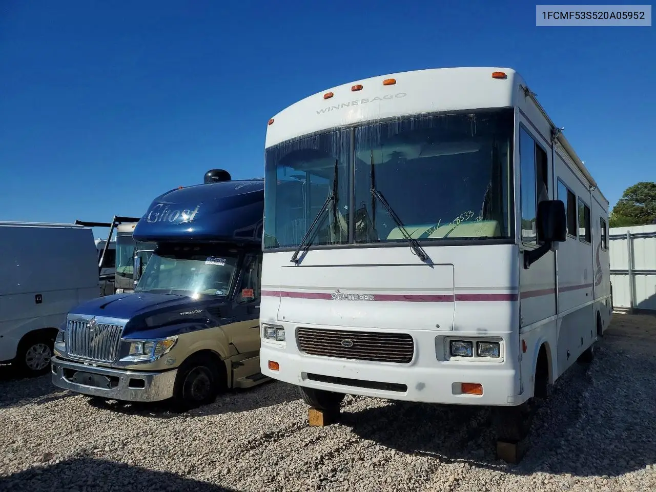 2002 Winnebago Sightseer Camper VIN: 1FCMF53S520A05952 Lot: 59652506