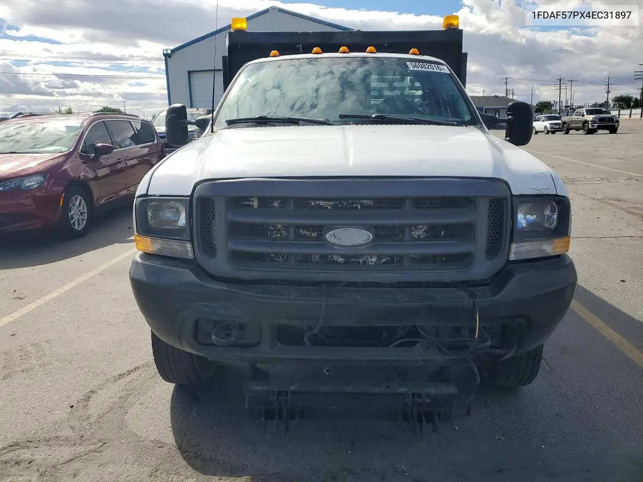2004 Ford F550 Super Duty Dump Truck VIN: 1FDAF57PX4EC31897 Lot: 56982016