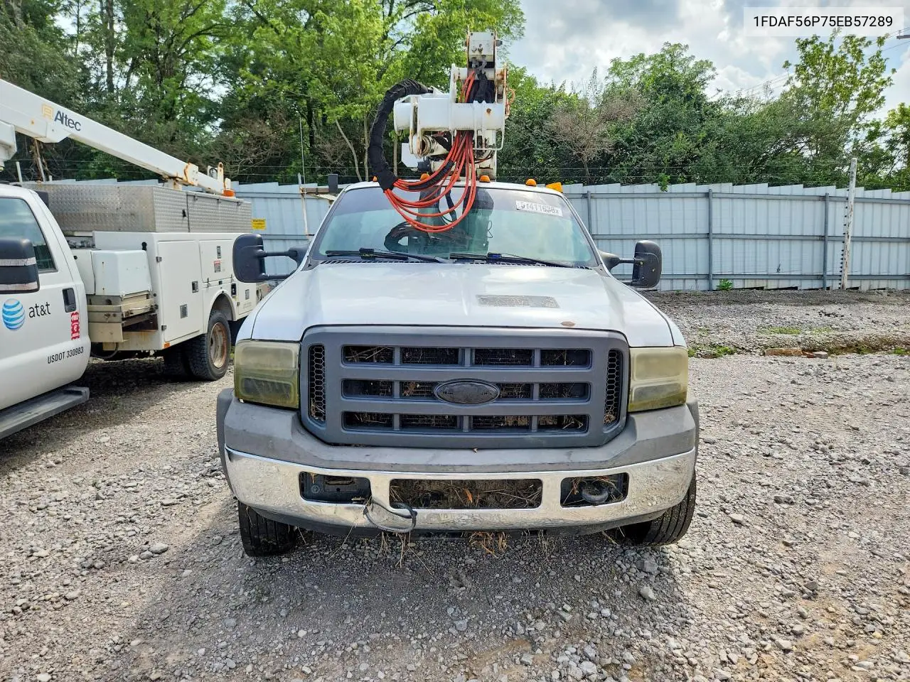 2005 Ford F550 Super Duty VIN: 1FDAF56P75EB57289 Lot: 61411636